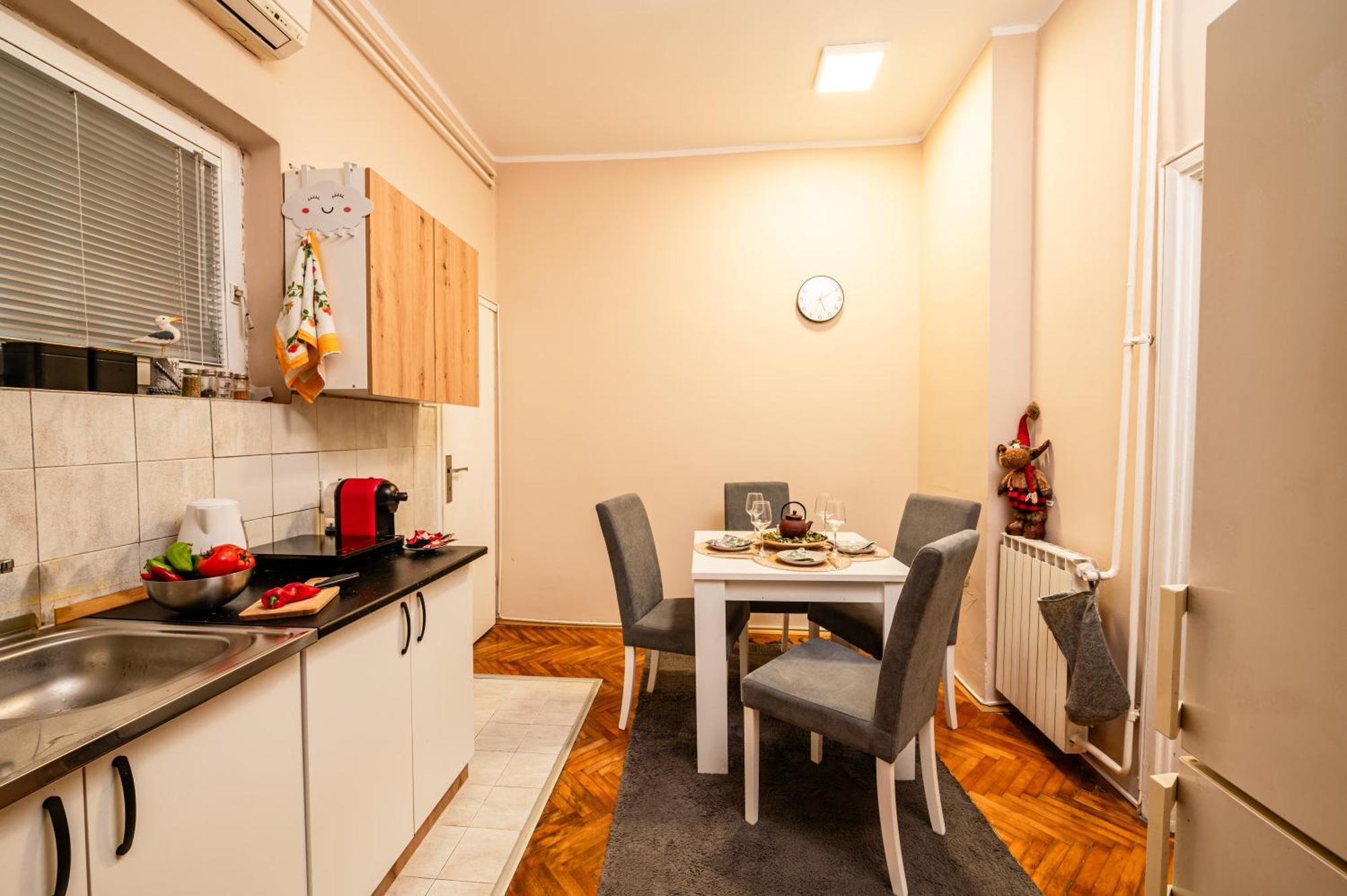 Cozy Apartment In City Center Белград Экстерьер фото