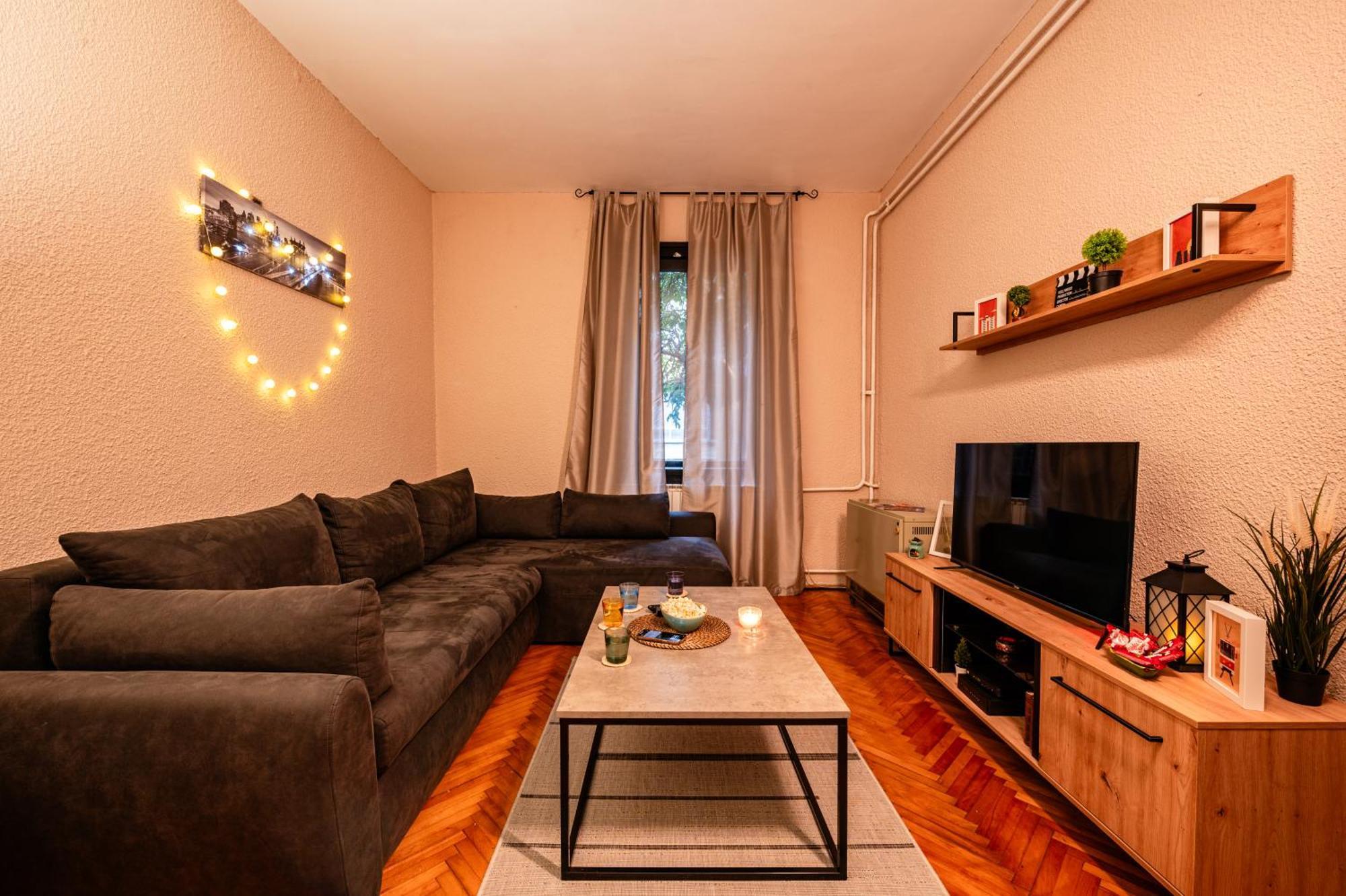 Cozy Apartment In City Center Белград Экстерьер фото